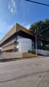 São 12 oportunidades para a área de Pedagogia, cinco para o setor administrativo e uma para a Comunicação