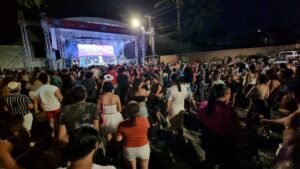 CarnaPraia aconteceu no final de semana na Praia dos Namorados, em Americana.