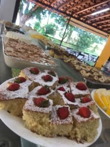 A Rede de Restaurantes Dona Maria, popular por vender comida boa e ter preços justos, oferecerá neste sábado (3) e domingo (4) um almoço especial em suas cinco unidades