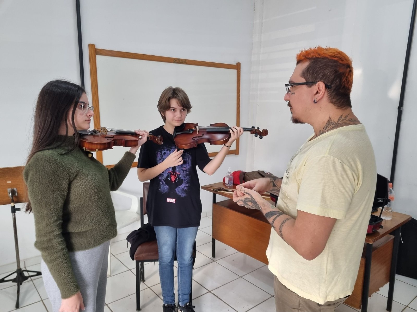 Ao todo, são 124 vagas disponíveis na Escola Municipal de Música Heitor Villa-Lobos