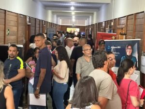 Emprega FAM reúne 5 mil pessoas em busca de uma vaga no mercado de trabalho