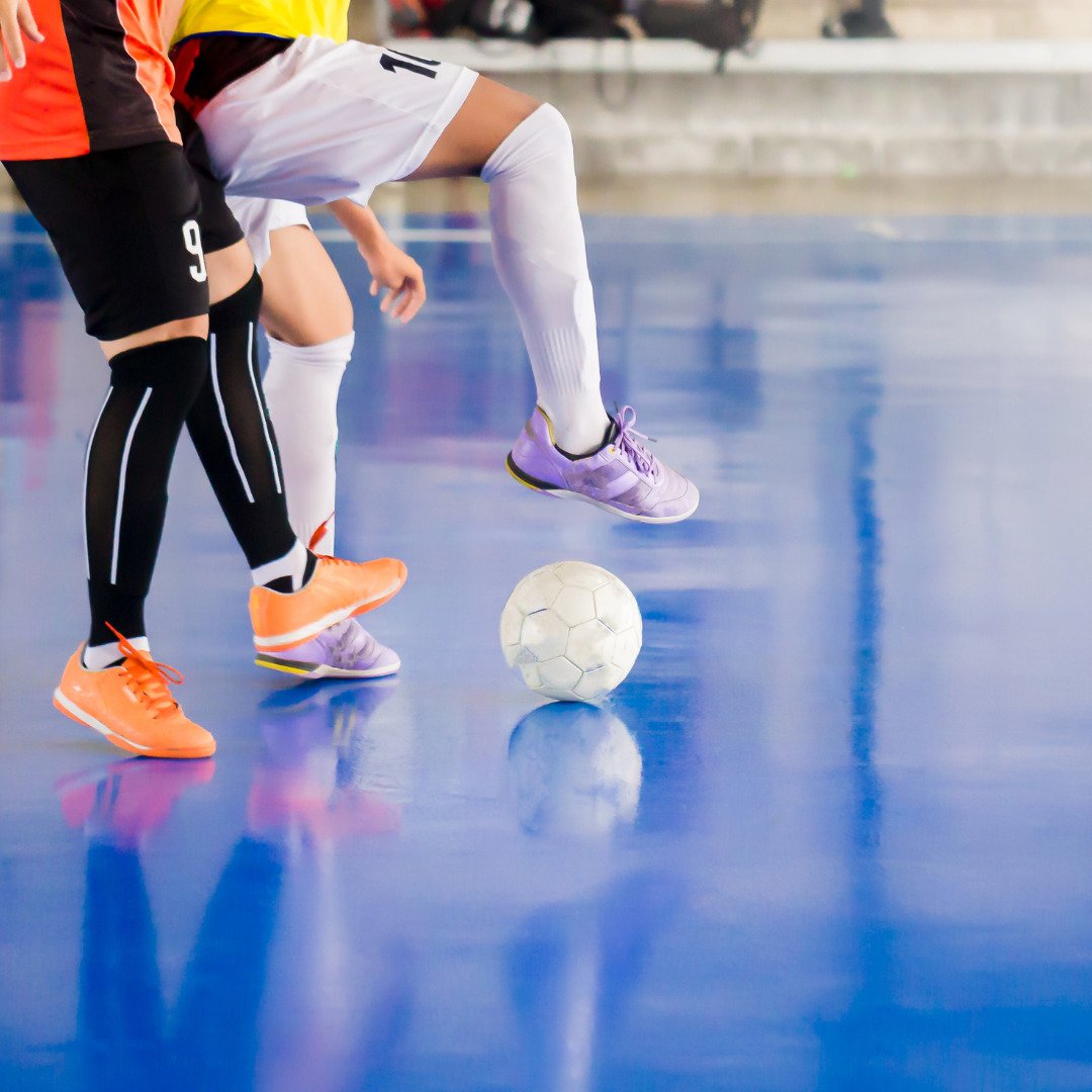 Americana está com inscrições abertas para aulas gratuitas de futsal e handbeach
