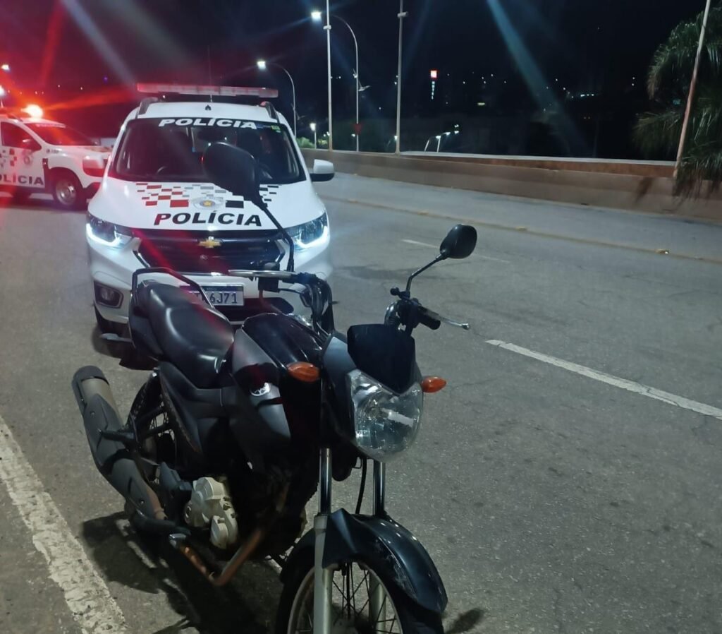 Motocicleta apreendida em Americana tinha mais de R$40 mil em multas