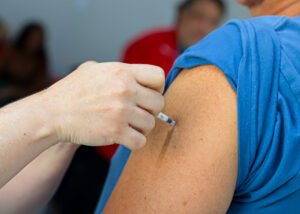 Campanha de Vacinação contra a Gripe segue em Santa Bárbara até o dia 28