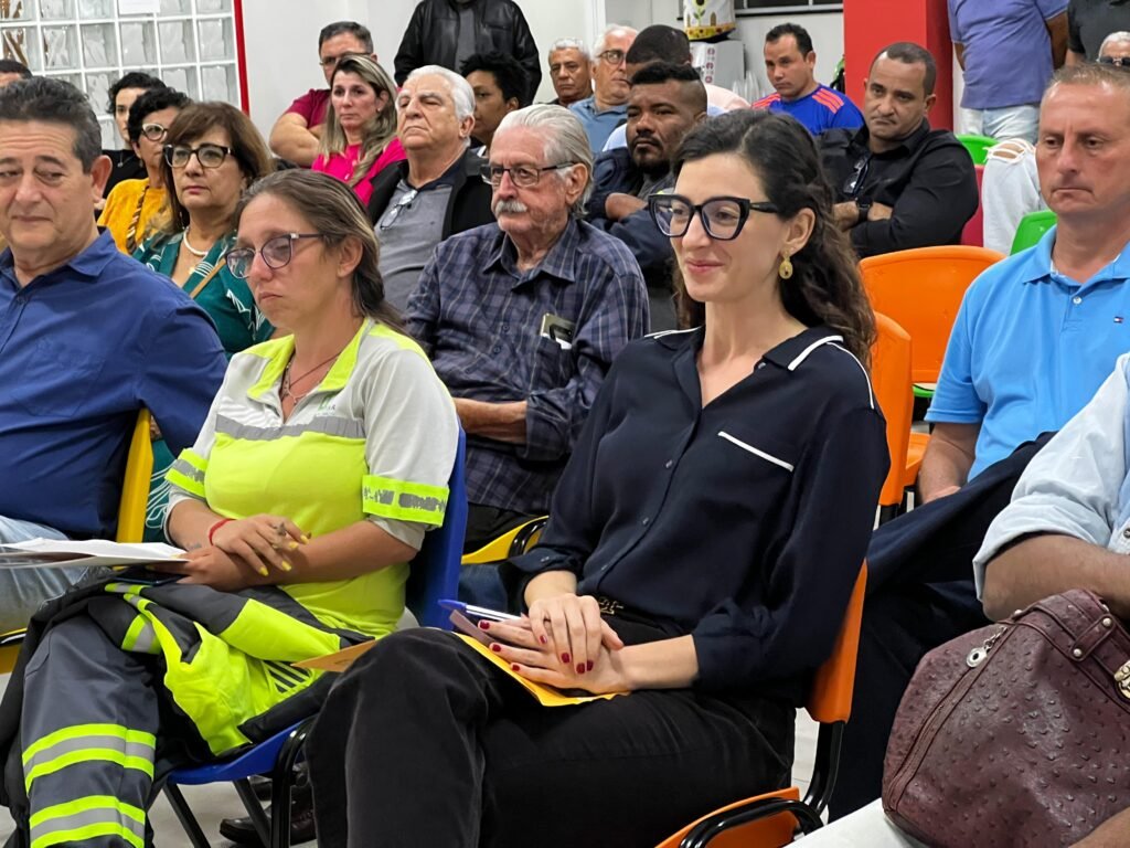 Em evento com Maria Giovana Fortunato, presidente do PT de Americana defende governo Lula