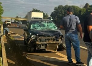 Homem é preso por embriaguez após atropelar dois pedestres em Santa Bárbara