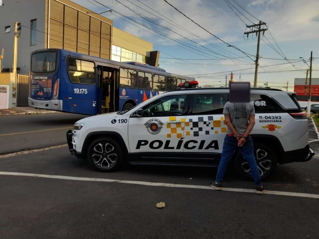 Homem suspeito de praticar roubos a ônibus é preso em Sumaré