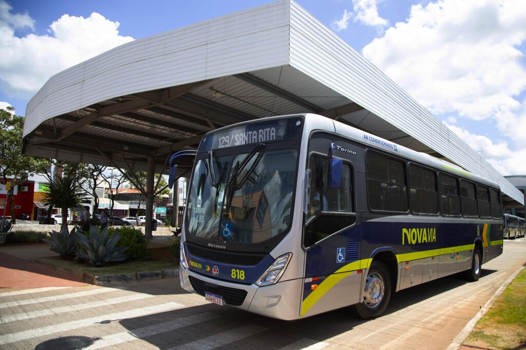 Santa Bárbara vai oferecer transporte coletivo gratuito aos estudantes nos dias do ENEM