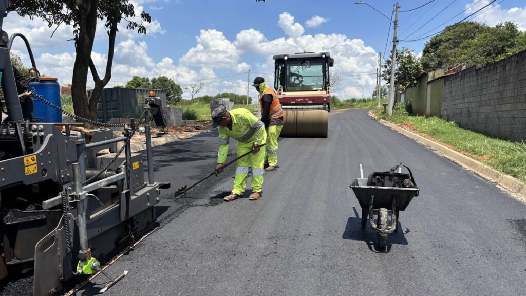 Prefeitura de Americana inicia aplicação de asfalto no Bosque dos Ipês