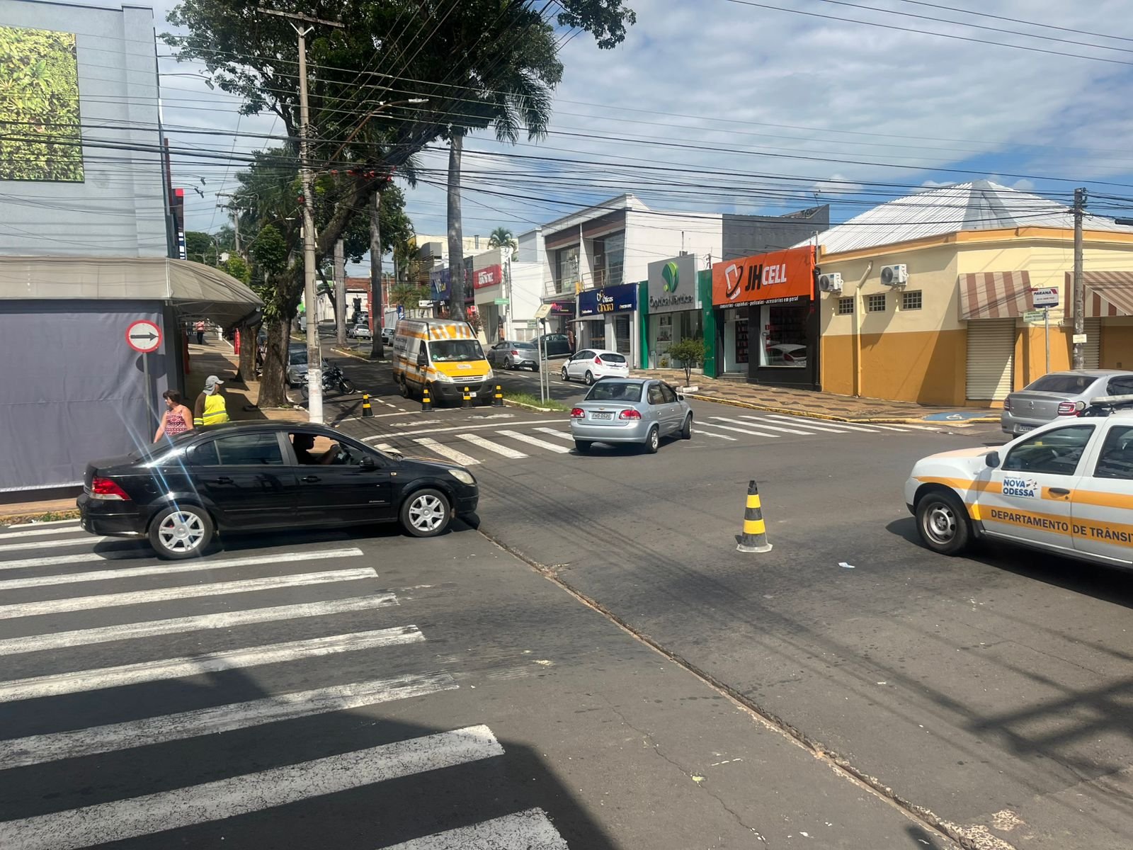 Nova Odessa prorroga interdição temporária de trecho da Av. Carlos Botelho para eliminação de canaletas ‘profundas’