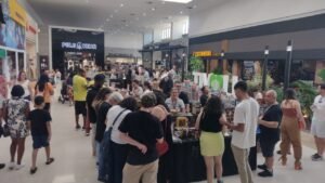 Tivoli recebe evento para colecionadores com exposição e troca de carros de miniaturas