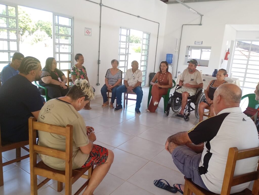 ESF do Jaguari orienta moradores do Vida Longa sobre higiene pessoal e prevenção de quedas