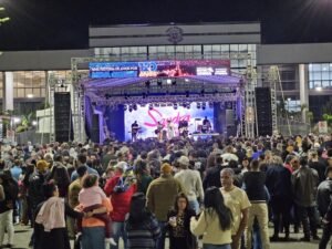 Aniversário de Nova Odessa reuniu 25 mil pessoas em três dias de festa gratuita na Praça dos Três Poderes