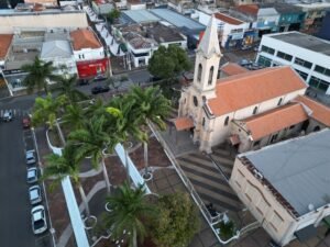 Banda Municipal se apresenta na Praça da Matriz Velha na abertura de Jubileu da Paróquia Santo Antônio