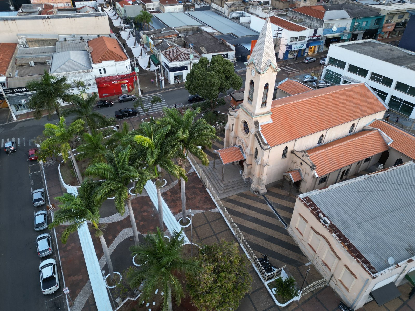 Banda Municipal se apresenta na Praça da Matriz Velha na abertura de Jubileu da Paróquia Santo Antônio