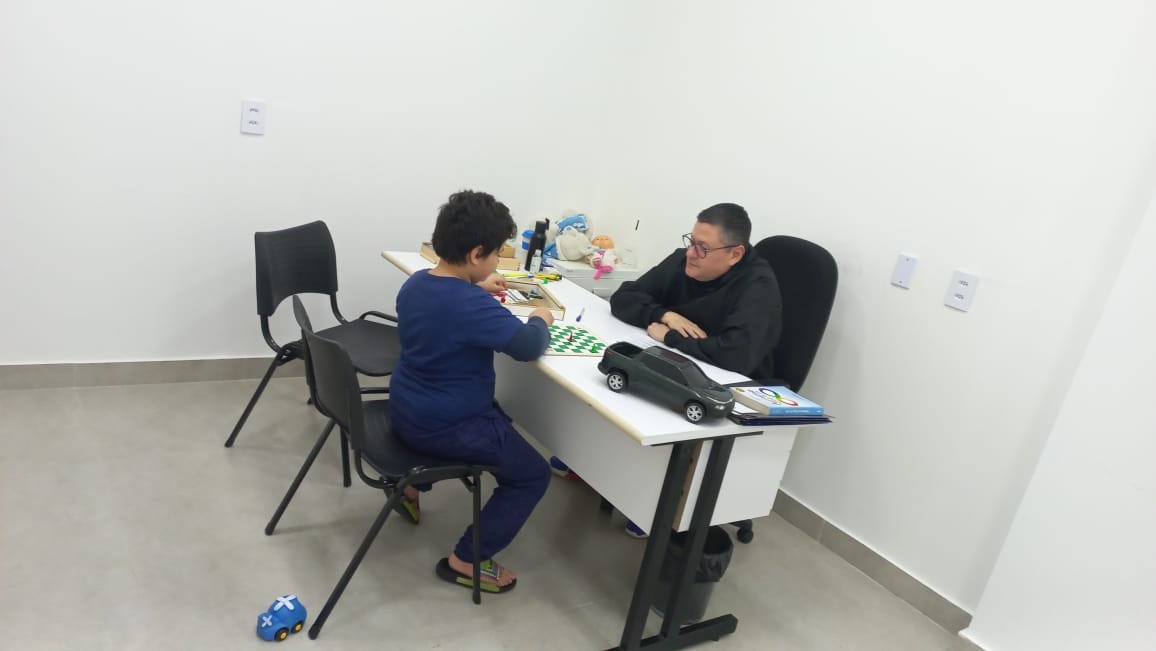Espaço TEA lança oficina para acolher pais e cuidadores de crianças com autismo