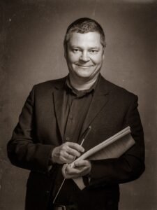 Orquestra Sinfônica de Americana recebe maestro finlandês em concerto nesta quinta