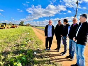 Prefeito Chico anuncia início da duplicação da Estrada da Balsa