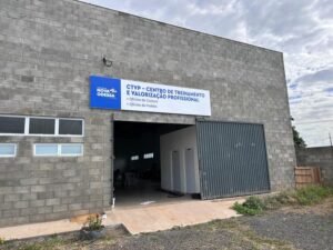 Prefeitura de Nova Odessa viabiliza curso grátis de TI para 64 alunos da Rede Estadual em parceria com o SENAI Americana