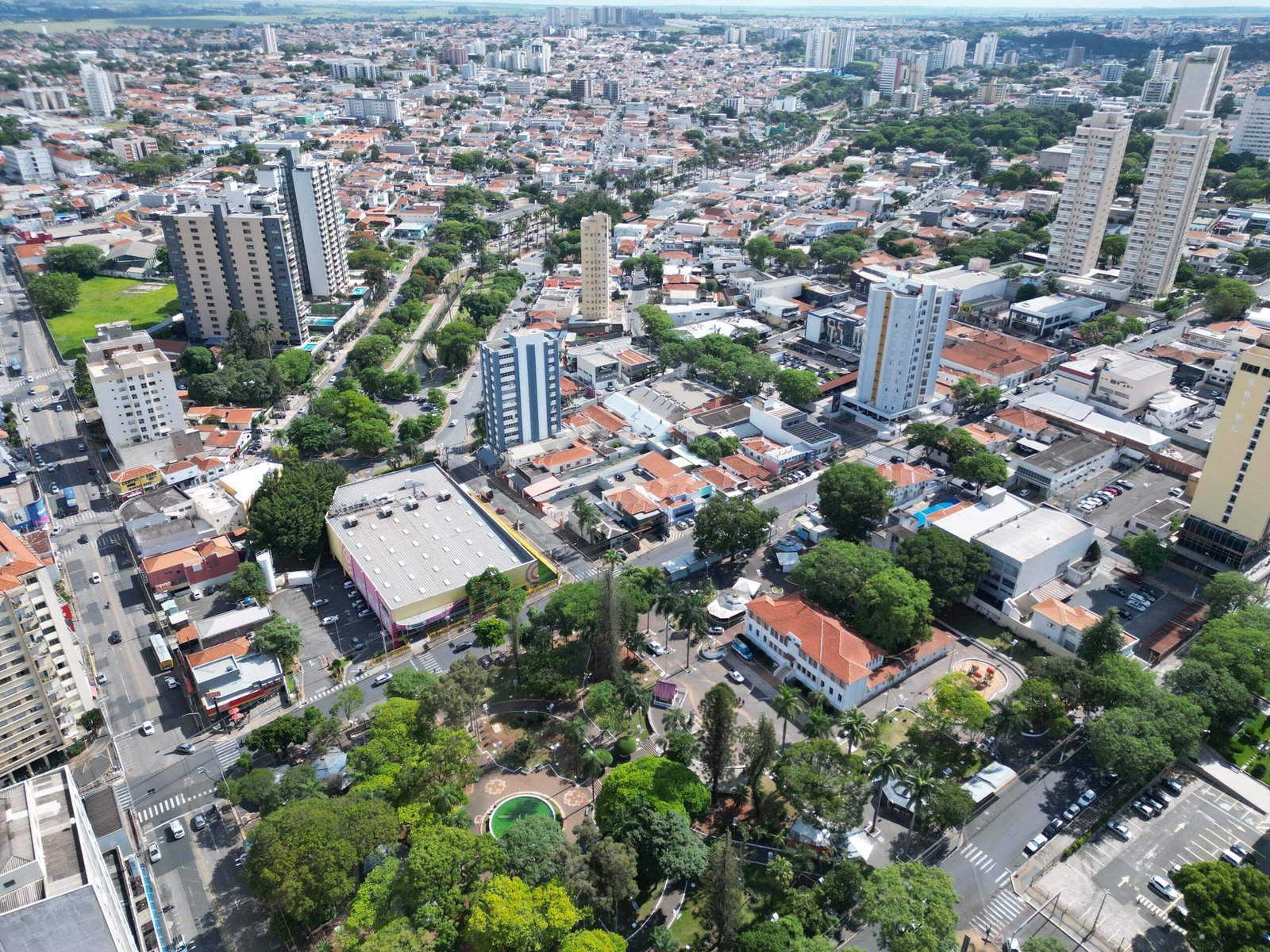 Americana se destaca na geração de empregos formais na RMC em maio