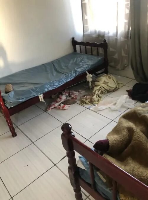 Idosos são resgatados de asilo no RS onde estavam amarrados, seminus e com fraldas sujas