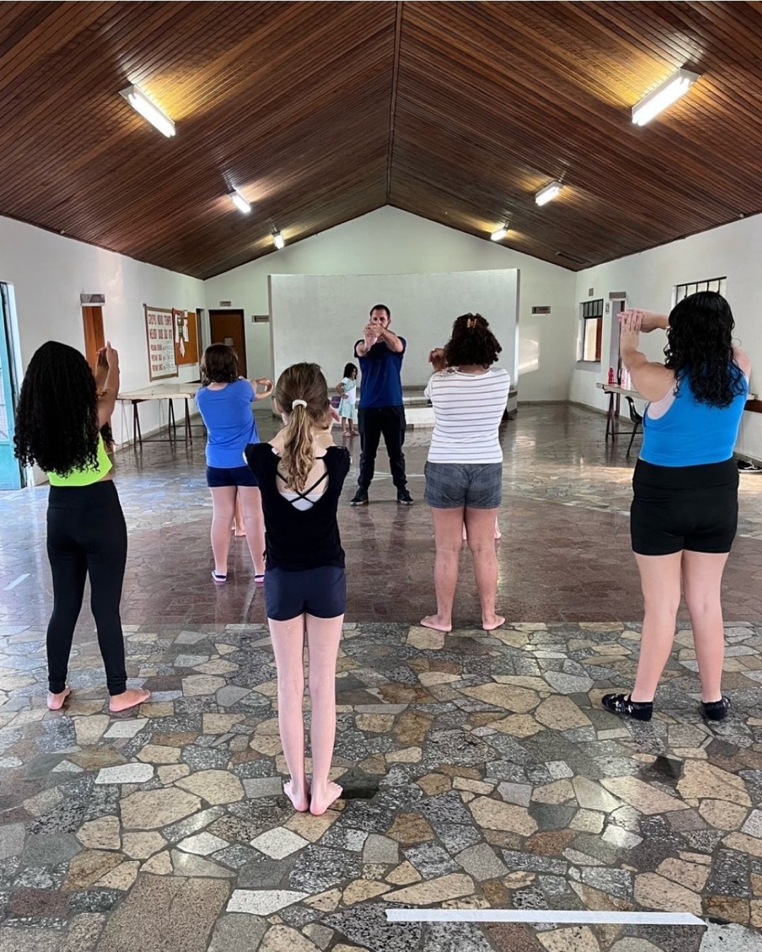 Oficinas gratuitas de teatro para crianças e adolescentes começam esta semana no CCL