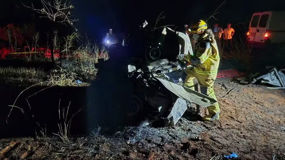 Acidente grave mata bebê de um ano e outras quatro pessoas em rodovia