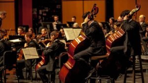 Orquestras Sinfônica e Sanfônica se unem em concerto solidário no Teatro Municipal de Americana