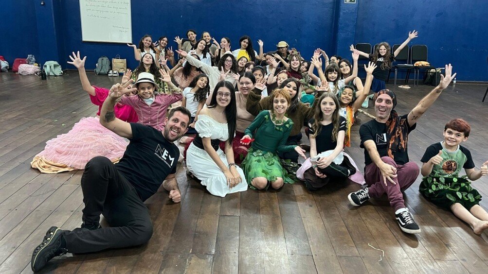 Teatro de Americana recebe espetáculo desenvolvido em oficinas de teatro
