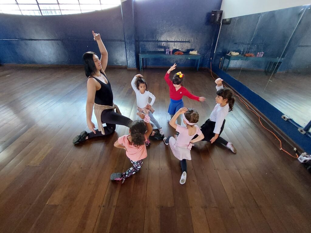 CCL de Americana terá aulas gratuitas de ballet com inscrições abertas