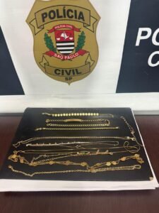Diarista é presa em flagrante por furto de joias em condomínio de alto padrão em Americana