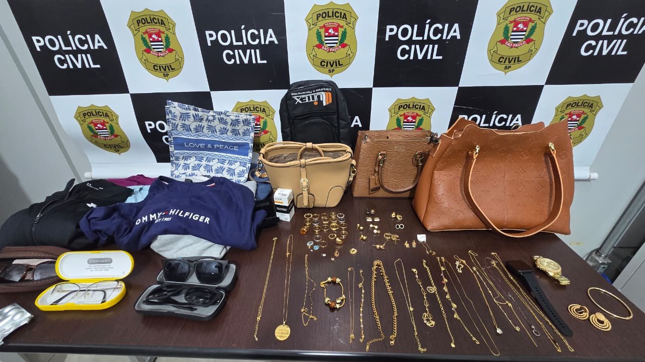 Diarista é presa em flagrante por furto de joias em condomínio de luxo em Santa Bárbara