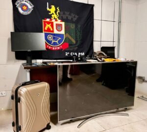 Quatro homens são presos em Santa Bárbara d’Oeste após roubo a residência e tráfico de drogas