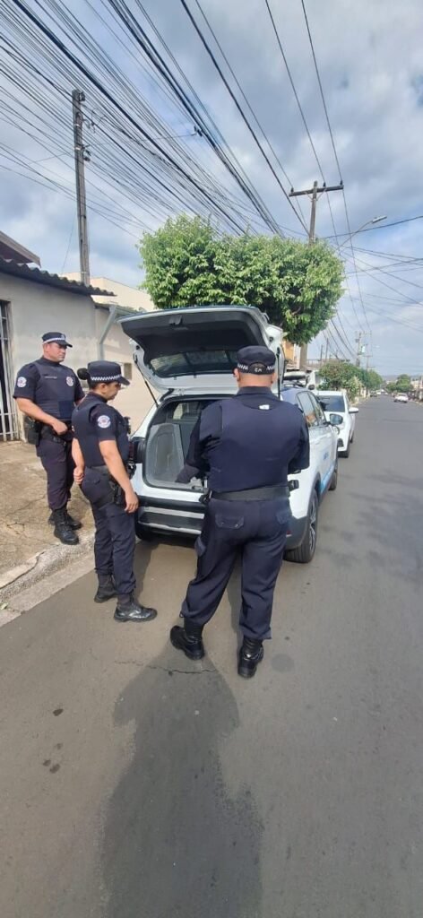 Guarda Municipal de Americana detém jovem por tráfico de drogas no Jardim da Paz