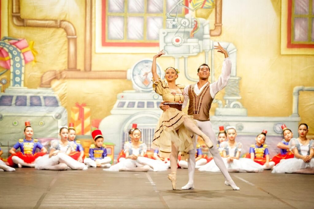 Teatro Municipal de Americana recebe espetáculo de balé “No Mundo dos Doces” neste sábado