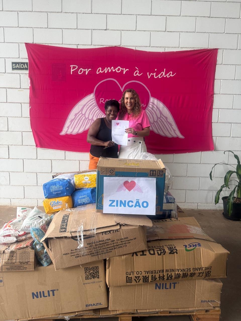 Rosa do Bem conclui entrega de 19 toneladas de alimentos