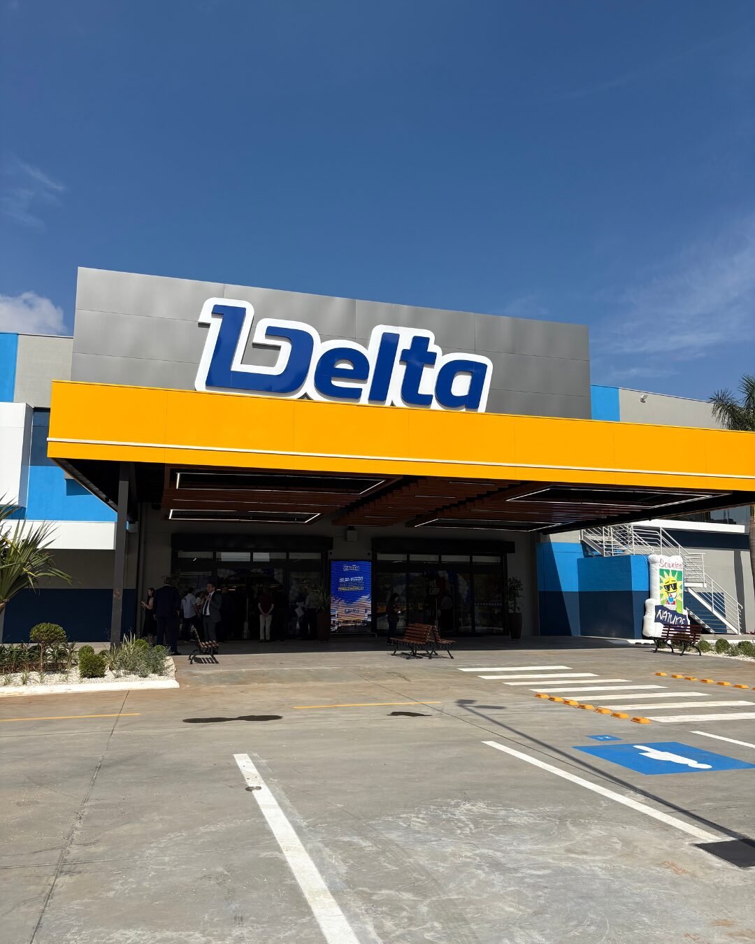FOTOS: Veja como ficou a nova unidade do Delta Supermercados em Americana