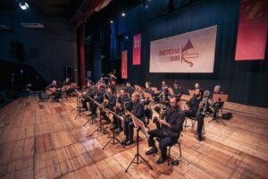 Americana Jazz Big Band é a atração desta quinta do “EnCantos e Luzes de Natal 2025”