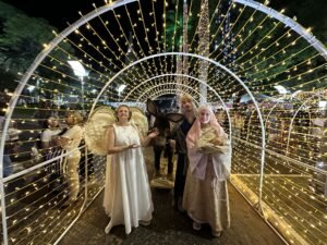 “EnCantos e Luzes de Natal 2025” tem fanfarra e orquestra nesta terça em Americana