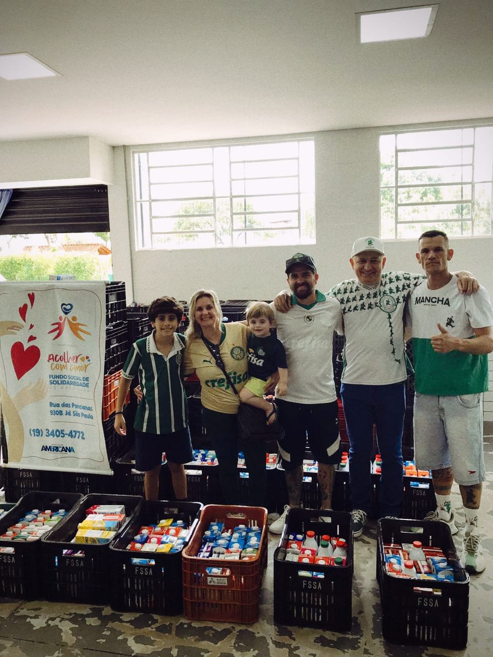 Fundo Social de Solidariedade recebe doação de 2 mil litros de leite da torcida Mancha Alvi Verde