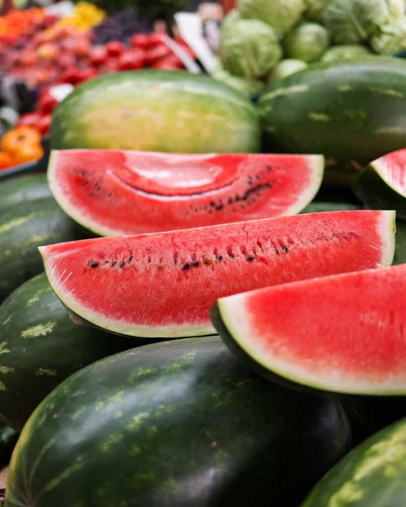 Homem morre em resort em São Pedro durante competição de quem come melancia mais rápido