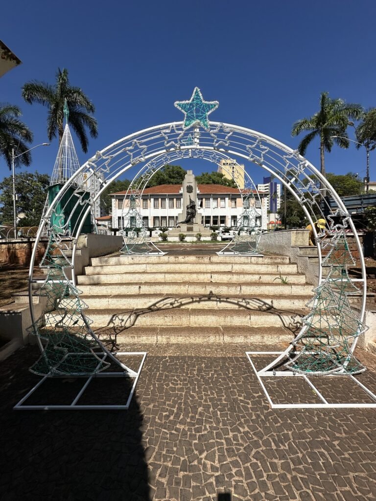 Prefeitura de Americana inaugura decoração de Natal e programação especial nesta sexta