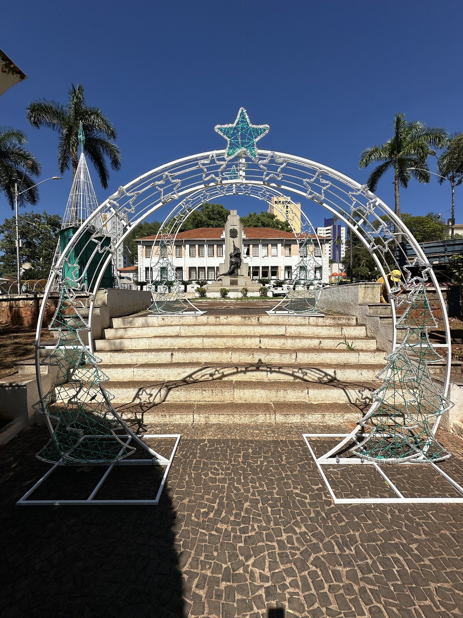 Prefeitura de Americana inaugura decoração de Natal e programação especial nesta sexta