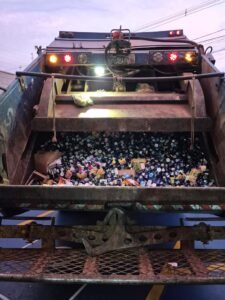 Vigilância Sanitária e Polícia Civil interditam comércio irregular de suplementos em Americana