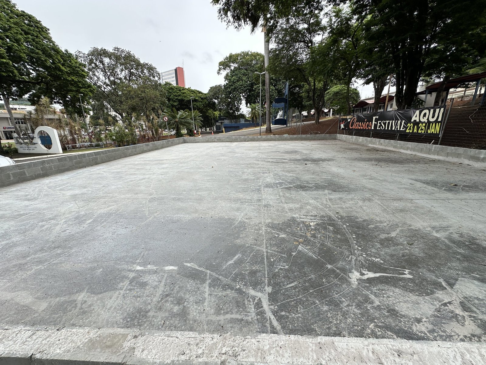 Concluído o piso da nova quadra de basquete 3x3 do CCL em Americana