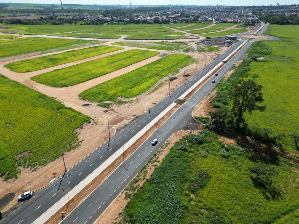 Duplicação da Estrada da Balsa entra na fase final com calçadas e paisagismo