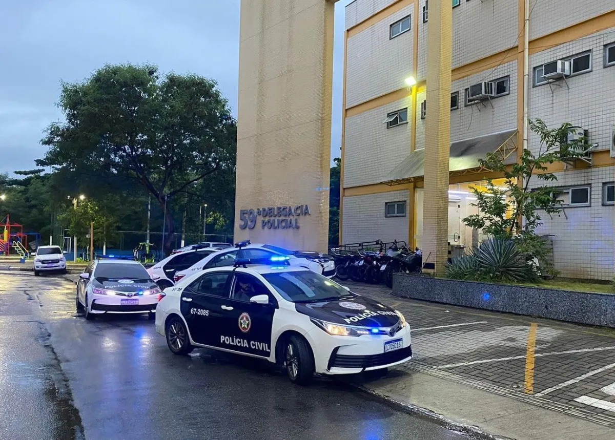 Homem é preso em flagrante após marcar encontro com menina de 13 anos