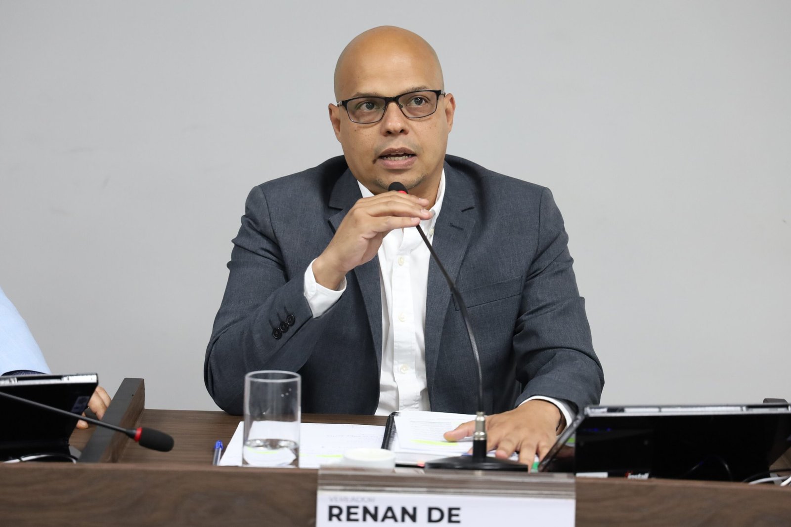 Renan de Angelo é o vereador com mais gastos de gabinete em 2025 na Câmara