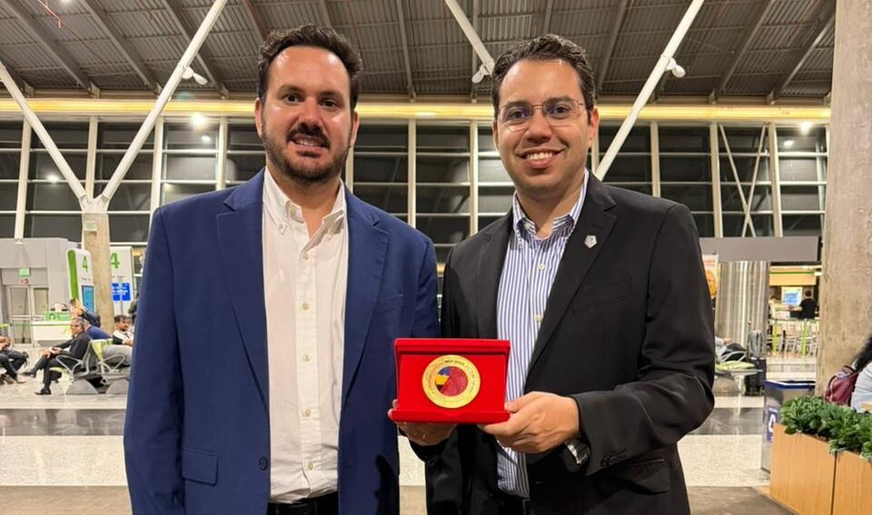 Americana recebe Selo Ouro do Programa Criança Alfabetizada em Brasília