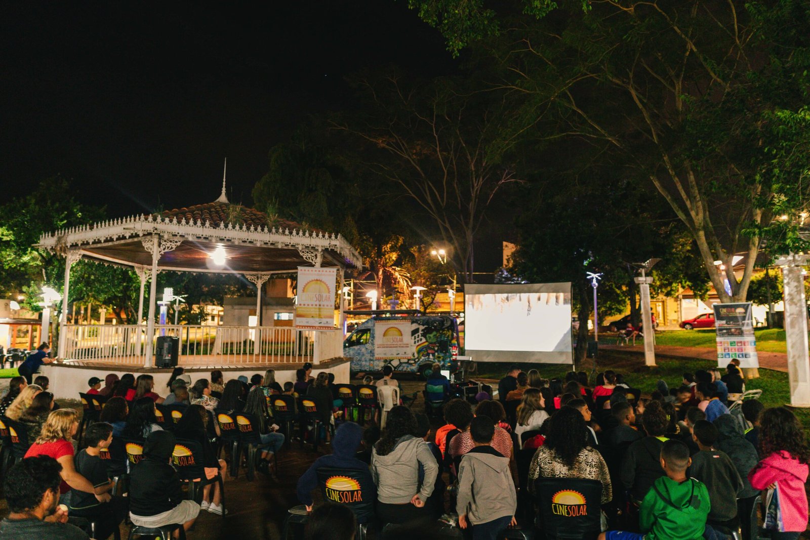 Com entrada e pipoca de graça, CineSolar exibe curtas e “Divertida-Mente 2” em Americana nesta terça